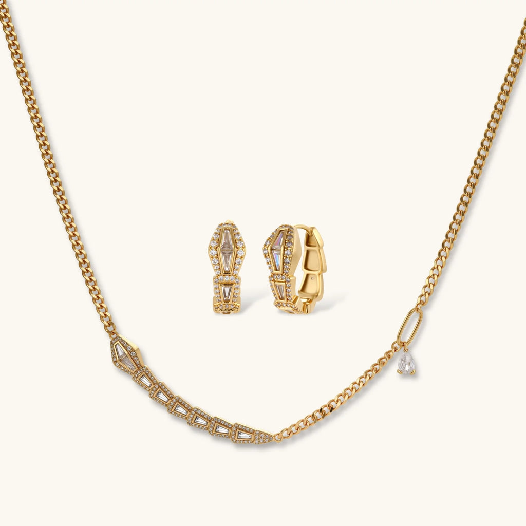Geometrisches Luxus-Schmuckset mit goldener Halskette und passenden Ohrringen