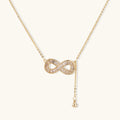 Goldene Infinity Halskette mit Baguette-Zirkonia und verstellbarer Kette